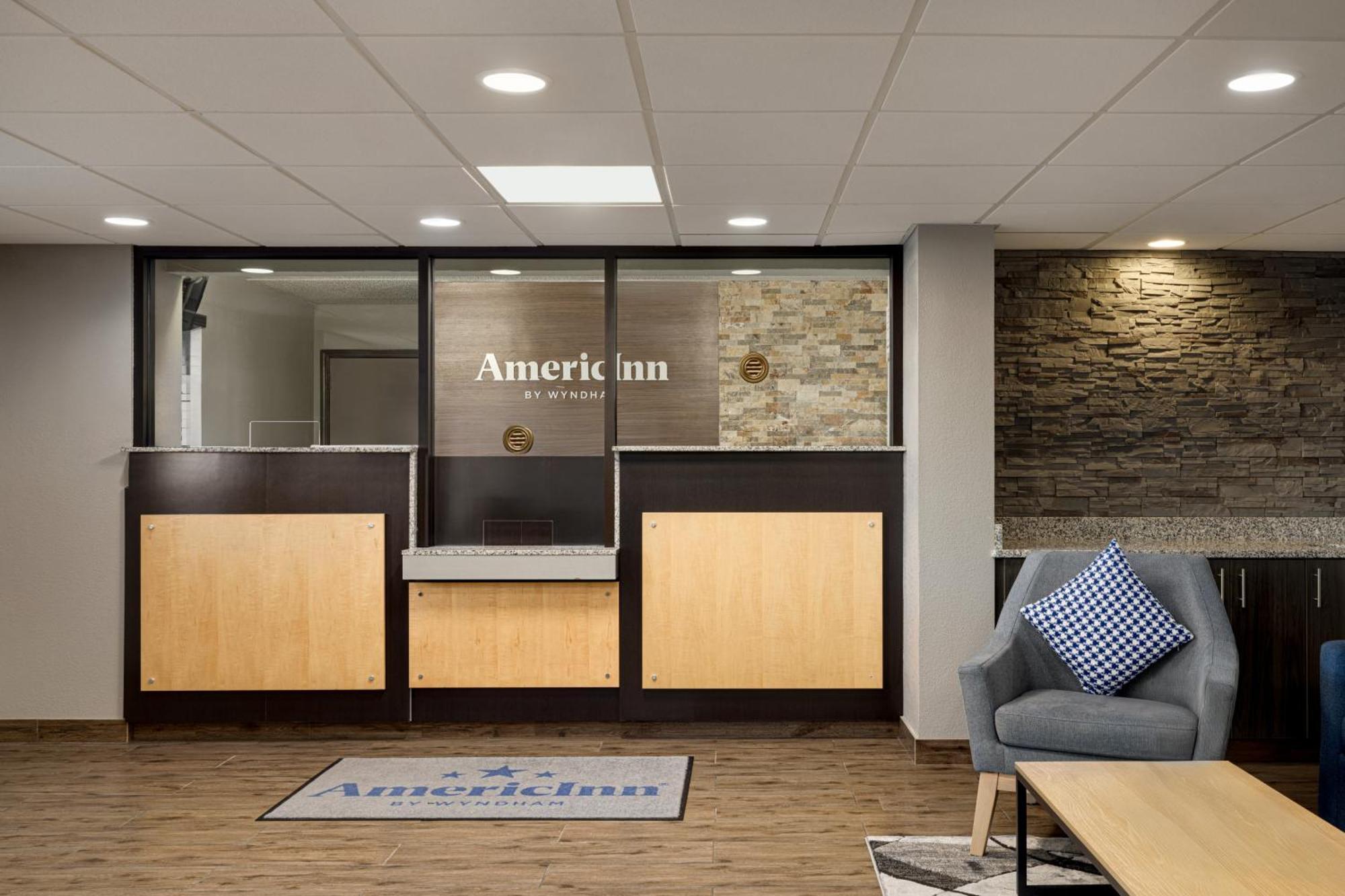 Americinn By Wyndham Madison Wi Exterior photo